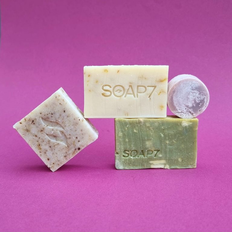 DRIE LIMITEDS + GRATIS ZEEPJE